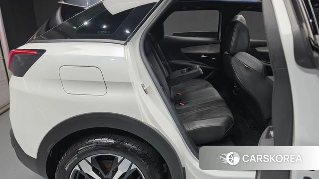 Peugeot 3008 second generation 2021 Белый из Кореи, фото 2