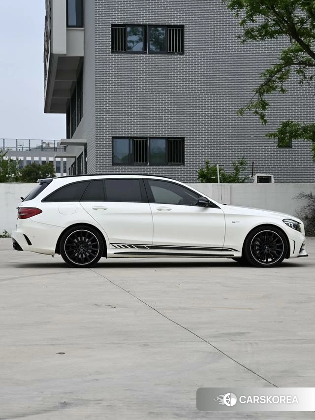 Mercedes-Benz AMG C-Class 2020 Белый из Китая, фото 2