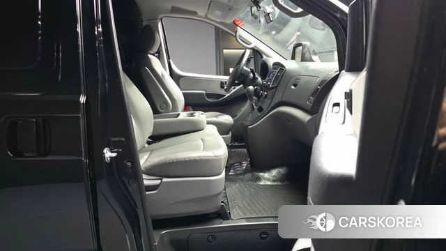 Hyundai The New Grand Starex 2020 Черный из Кореи, фото 2