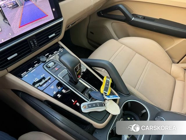 Porsche Cayenne (PO536) 2022 Серебряный из Кореи, фото 2