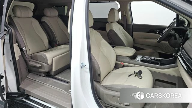 Kia The New Carnival 4th Generation 2026 Белый из Кореи, фото 2