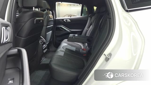 BMW X6 (G06) 2023 Белый из Кореи, фото 2