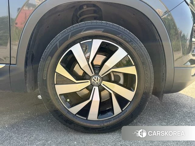 Volkswagen Tayron 2021 Черный из Китая, фото 2
