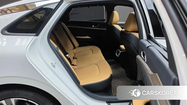 Kia K5 Hybrid 3rd Generation 2023 Белый из Кореи, фото 2