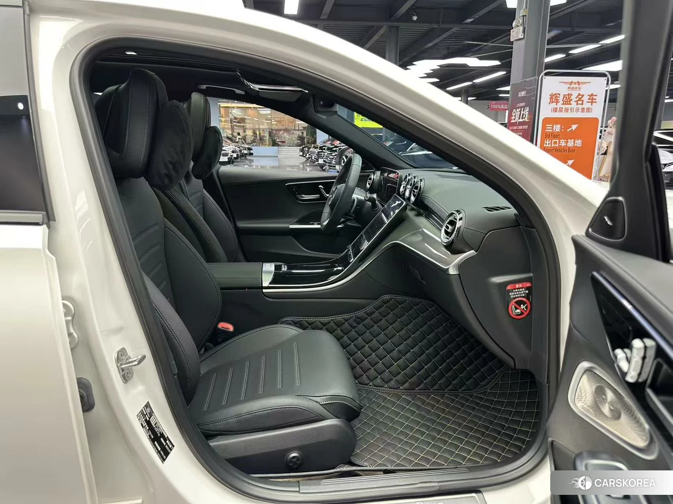 Mercedes-Benz C-class 2022 Белый из Китая, фото 2