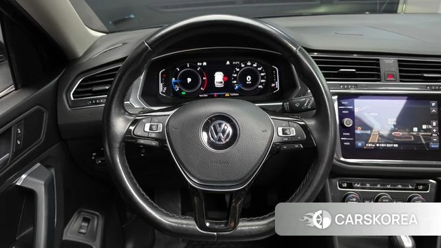 Volkswagen Tiguan Allspace 2020 Черный из Кореи, фото 2