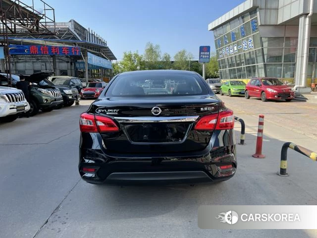 Nissan Sylphy 2024 Черный из Китая, фото 2