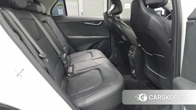Kia Di Ol Nu Niro 2023 Белый из Кореи, фото 2