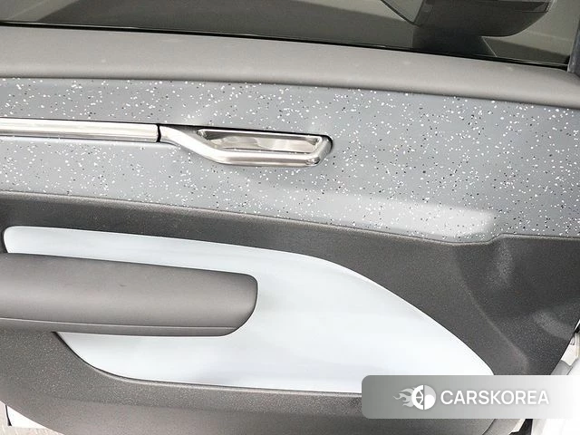 Volvo EX30 2025 Белый из Кореи, фото 2
