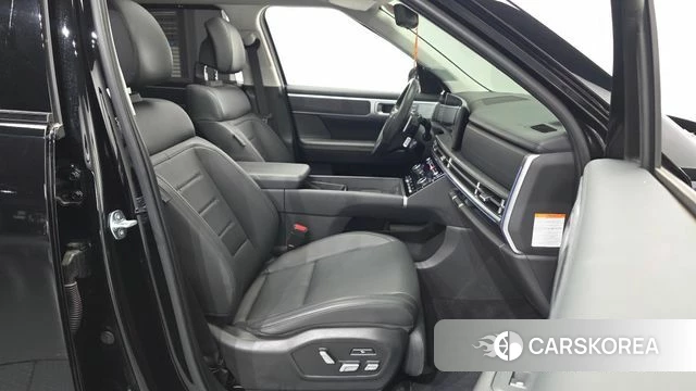Hyundai Santa Fe (MX5) 2025 Черный из Кореи, фото 2
