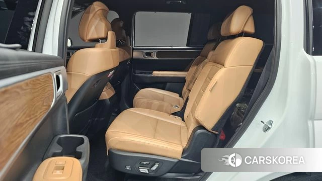 Hyundai Santa Fe (MX5) 2024 Белый из Кореи, фото 2