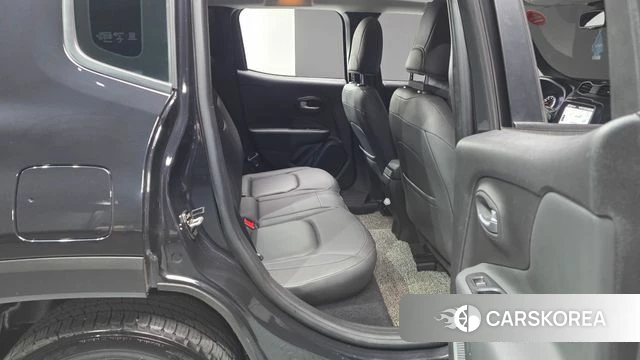 Jeep Renegade 2020 Черный из Кореи, фото 2