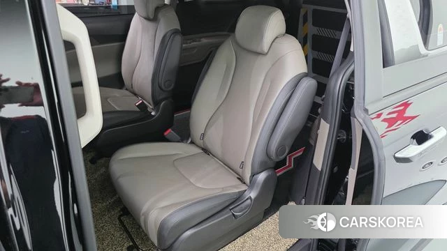 Kia The New Carnival 4th Generation 2024 Черный из Кореи, фото 2
