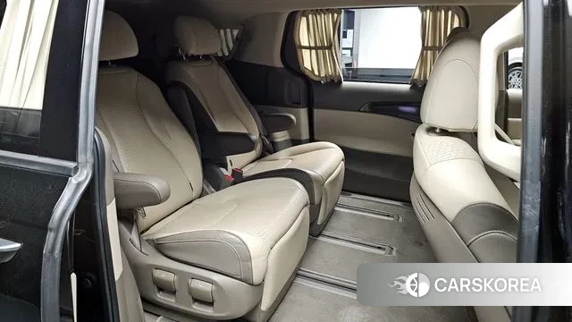 Kia Carnival 4th generation 2022 Черный из Кореи, фото 2