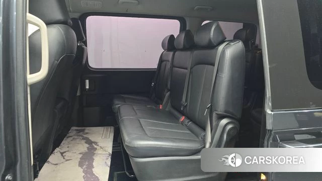 Hyundai Staria 2023 Серый из Кореи, фото 2