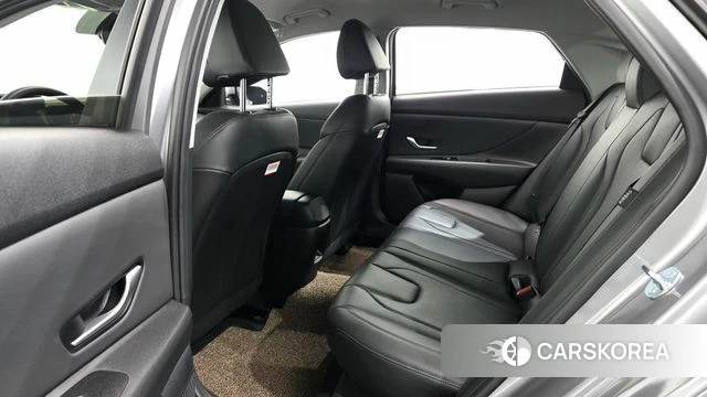 Hyundai The New Avante (CN7) 2025 Серебристо-серый из Кореи, фото 2
