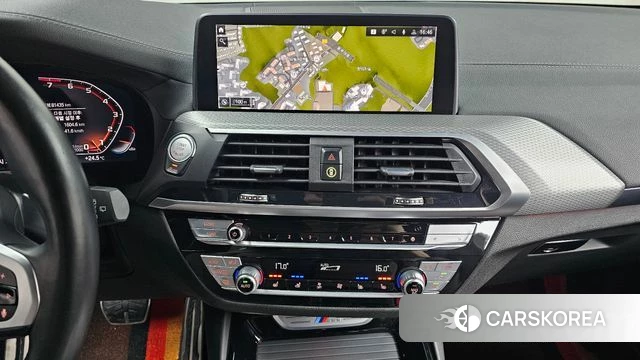 BMW X3 (G01) 2021 Черный из Кореи, фото 2