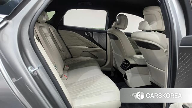 Kia K8 Hybrid 2022 Серебристо-серый из Кореи, фото 2