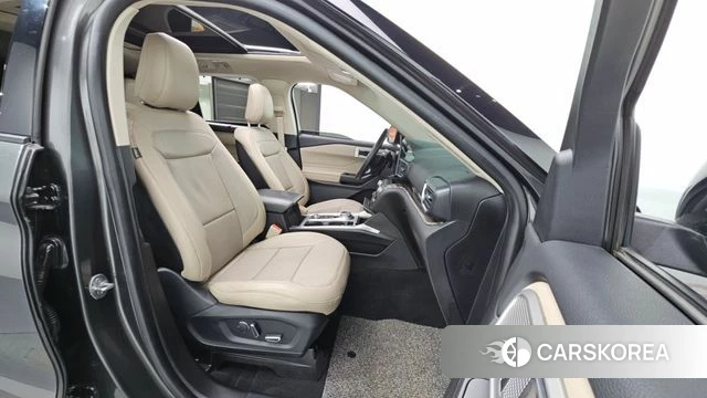 Ford Explorer 6th Generation 2020 Серый из Кореи, фото 2