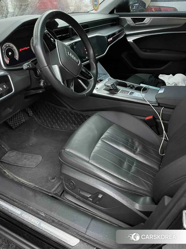 Audi A6 2022 Черный из Китая, фото 2