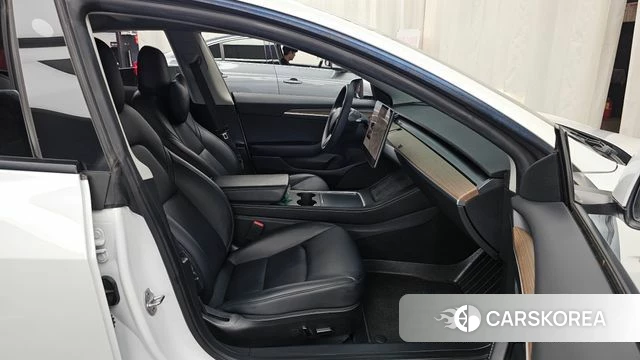 Tesla Model 3 2022 Белый из Кореи, фото 2