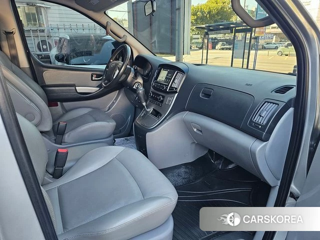 Hyundai The New Grand Starex 2019 Серебряный из Кореи, фото 2