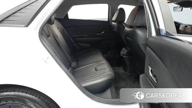 Hyundai Avante (CN7) 2023 Белый из Кореи, фото 2
