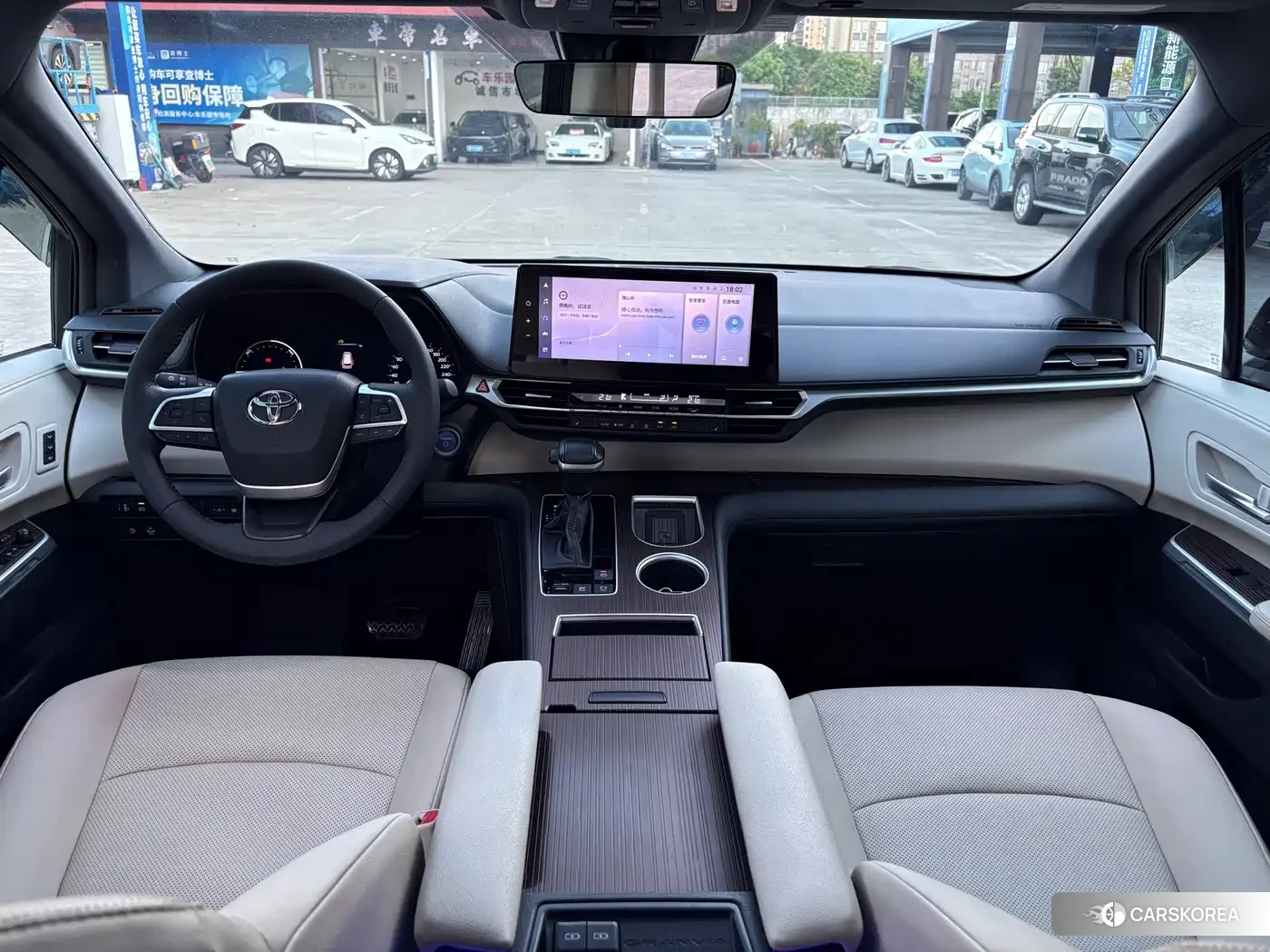 Toyota Granvia 2024 Черный из Китая, фото 2