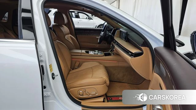 Genesis G90 (RS4) 2022 Белый из Кореи, фото 2
