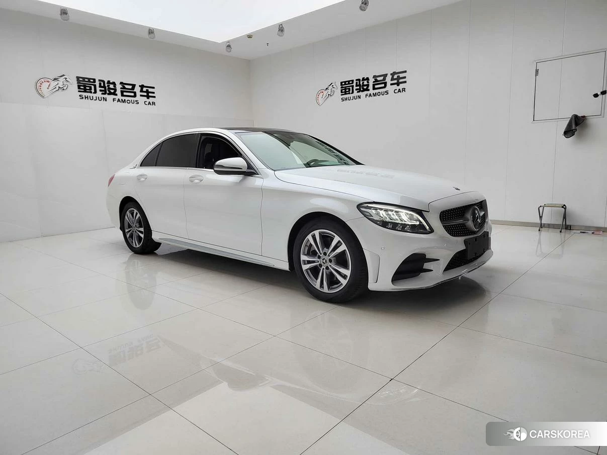 Mercedes-Benz C-class 2020 Белый из Китая, фото 2