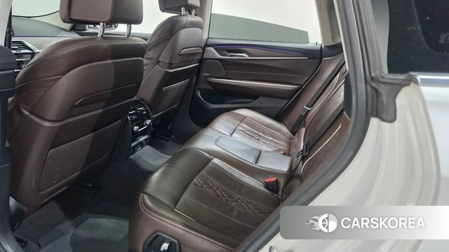 BMW 6 Series GT (G32) 2018 Белый из Кореи, фото 2