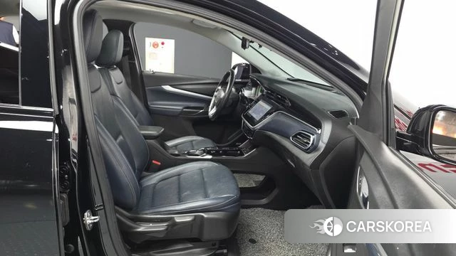Chevrolet (GM Daewoo) Bolt EUV 2022 Черный из Кореи, фото 2