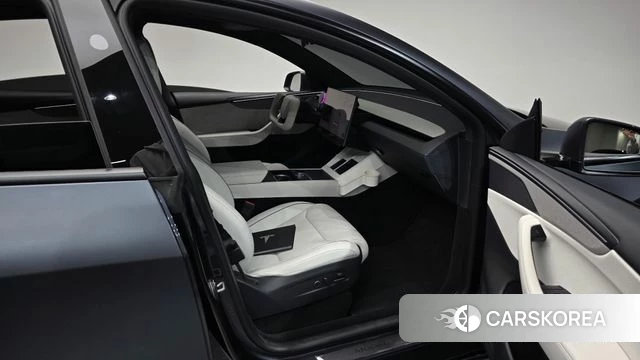 Tesla Model Y 2026 Серый из Кореи, фото 2