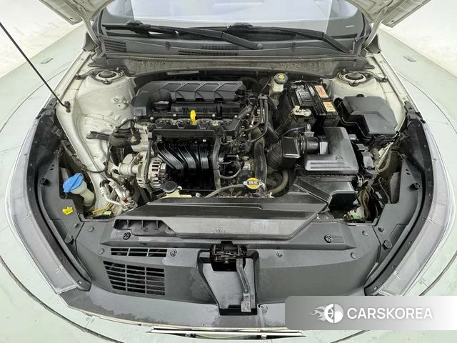 Hyundai Elantra 2021 Белый из Китая, фото 2