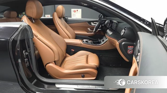 Mercedes-Benz E-Class W213 2019 Черный из Кореи, фото 3