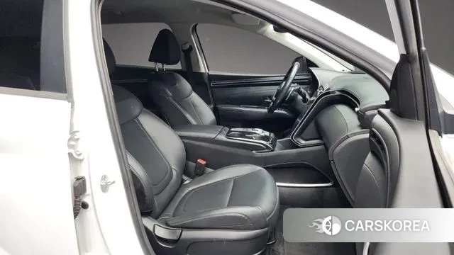 Hyundai Tucson (NX4) 2021 Белый из Кореи, фото 2