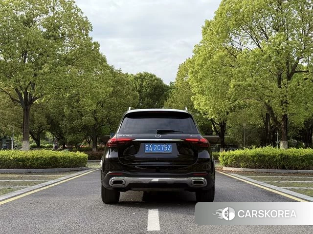 Mercedes-Benz GLE 2024 Черный из Китая, фото 2