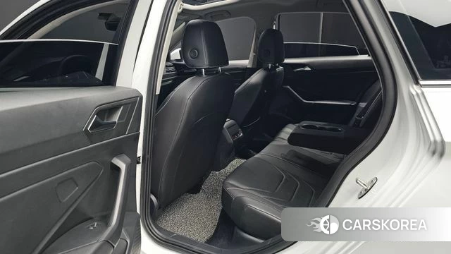 Volkswagen 7th Generation of Jetta 2022 Белый из Кореи, фото 2