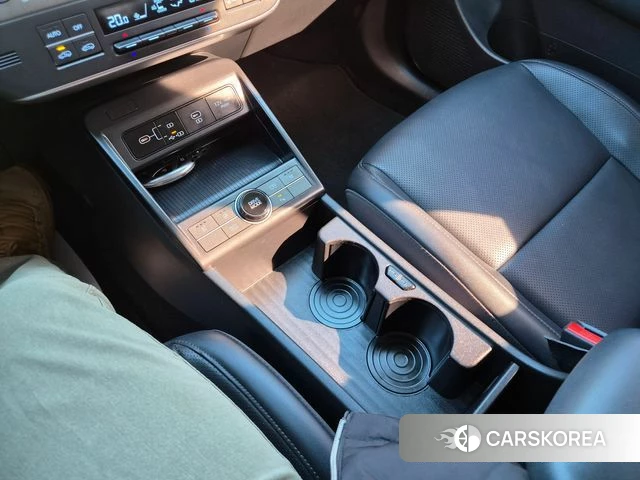 Hyundai Kona (SX2) 2023 Белый из Кореи, фото 2