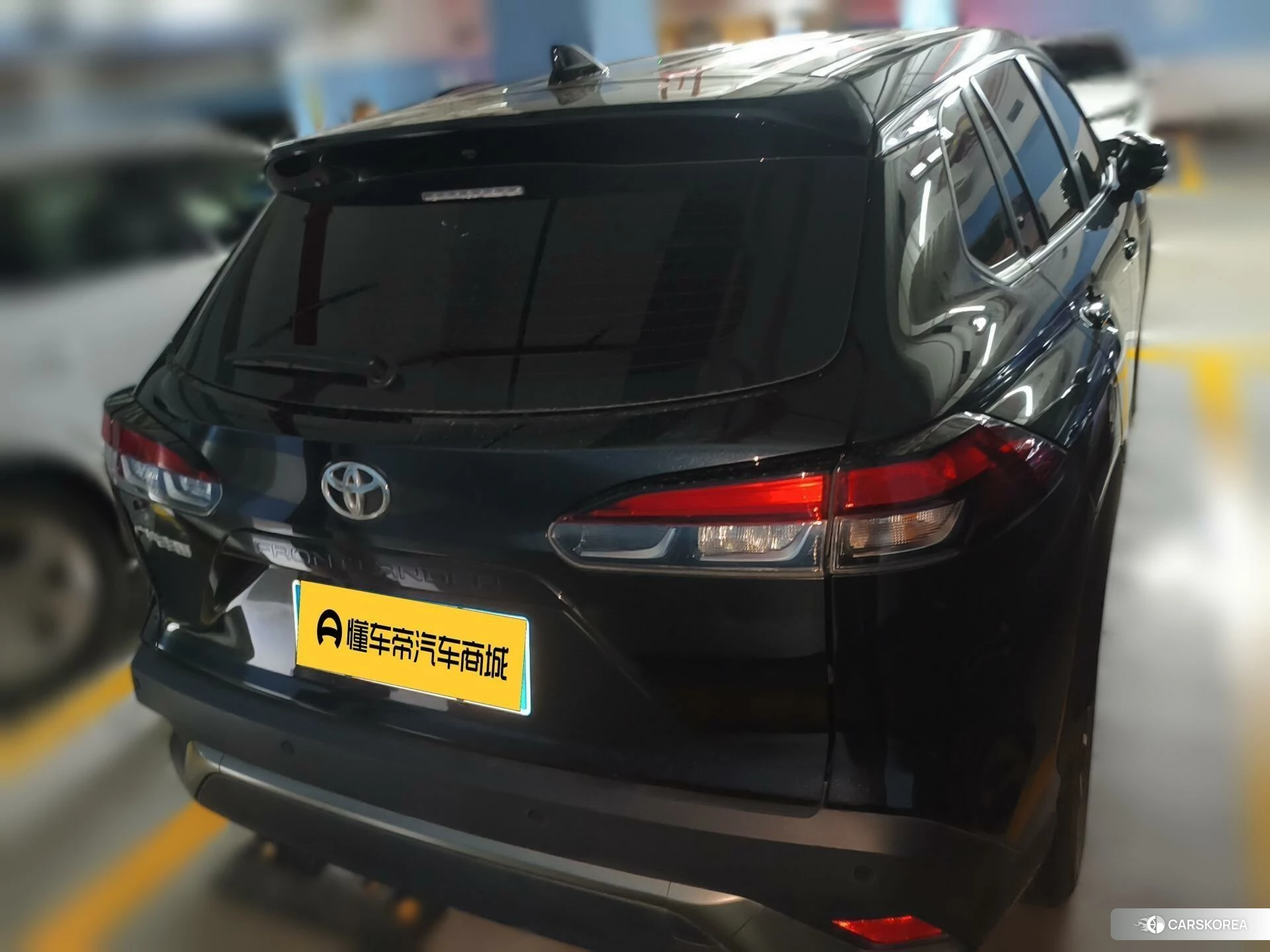 Toyota Frontlander 2023 Черный из Китая, фото 2