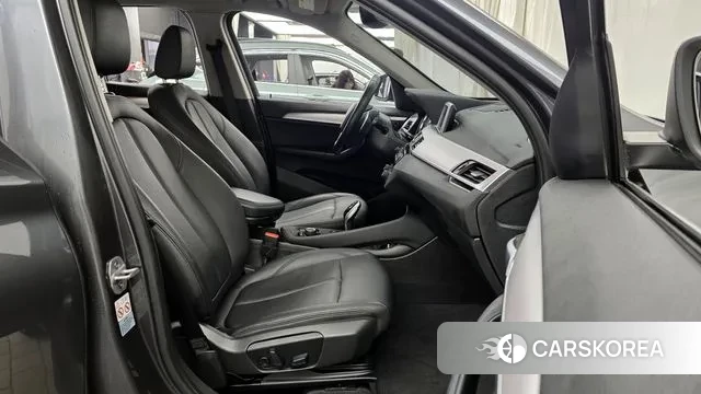 BMW X1 (F48) 2020 Серый из Кореи, фото 2
