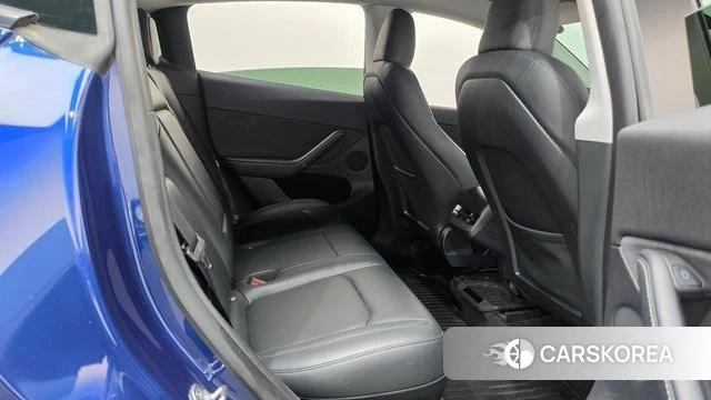 Tesla Model Y 2023 Синий из Кореи, фото 2