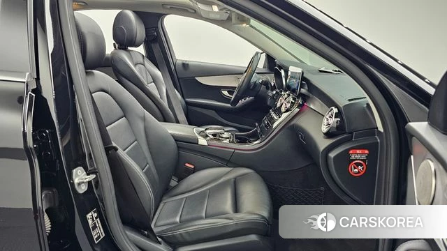 Mercedes-Benz C-Class W205 2020 Черный из Кореи, фото 2
