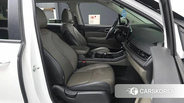 Kia The New Carnival 4th Generation 2024 Белый из Кореи, фото 2