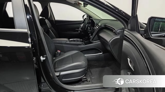 Hyundai Tucson (NX4) 2021 Черный из Кореи, фото 2