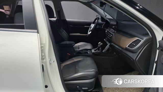 Kia Seltos 2019 Белый из Кореи, фото 2