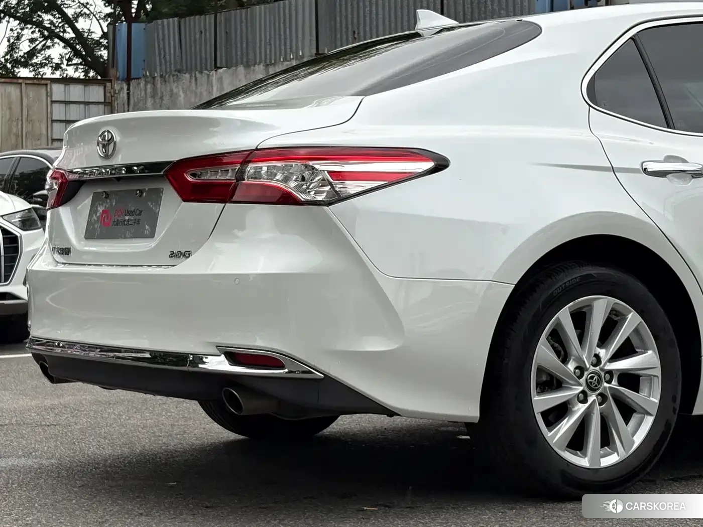Toyota Camry 2023 Белый из Китая, фото 2