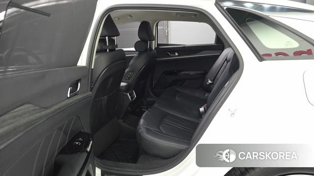 Kia The New K5 Hybrid 3rd generation 2025 Белый из Кореи, фото 2