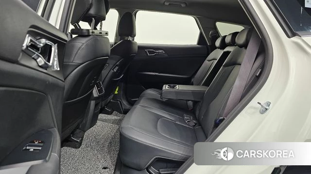 Kia The New Sportage 5th Generation Hybrid 2025 Белый из Кореи, фото 2