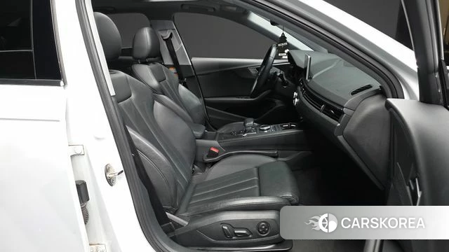 Audi A4 (B9) 2018 Белый из Кореи, фото 2